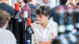 I giovani consumatori di vino dettano i trend e orientano i consumi FOTO MARCHIORI