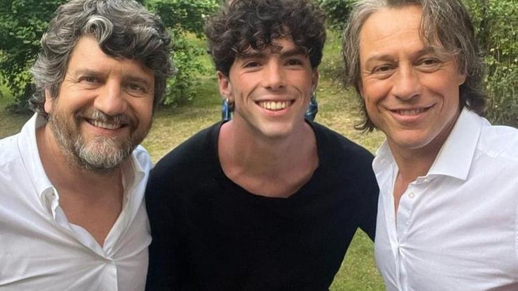 Da Asola Agli Schermi Dei Cinema Antonio Nel Film Con Accorsi E De Luigi da-asola-agli-schermi-dei-cinema-antonio-nel-film-con-accorsi-e-de-luigi