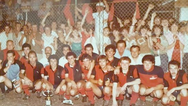 La festa della Governolese dopo la conquista della Coppa Emilia 1982-83