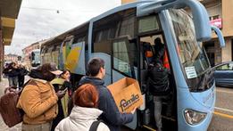 Il bus sostitutivo sulla Mantova-Milano
